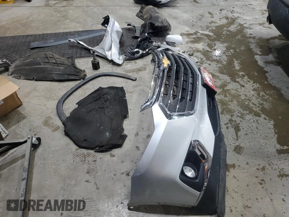 2018 Chevrolet Traverse LT Cloth with VIN 1GNEVGKW8JJ235329, listed as a Copart auction lot 47743465 with 128,779 mi miles and Salvage Title. Bid and sale history available at DreamBid. Image 15.