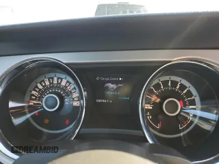 2013 Ford Mustang V6 with VIN 1ZVBP8AM9D5267518, listed as a Copart auction lot 47307545 with 109,784 mi miles and Salvage title. Bid and sale history available at DreamBid. Image 9.