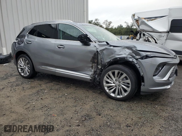 2024 Buick Envision Avenir with VIN LRBFZSE44RD058379, listed as a Copart auction lot 84771234 with 2,284 mi miles and Salvage Title. Bid and sale history available at carsss.com. Image 4.