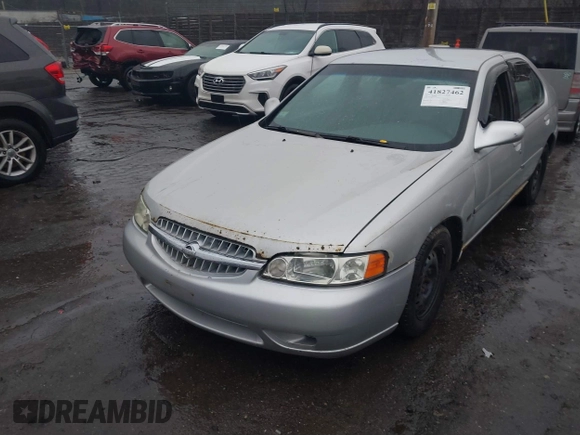 2001 Nissan Altima GXE with VIN 1N4DL01D31C141385, listed as a IAAI auction lot 41827462 with 238,355 mi miles. Bid and sale history available at carsss.com. Image 2.