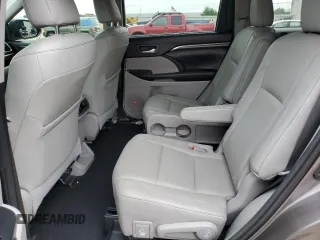 2016 Toyota Highlander Hybrid Limited with VIN 5TDDCRFH3GS017683, listed as a Copart auction lot 53097473 with 107,054 mi miles. Bid and sale history available at carsss.com. Image 11.