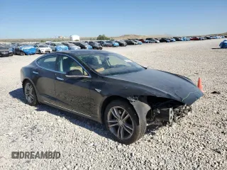 2013 Tesla Model S with VIN 5YJSA1CG7DFP07432, listed as a Copart auction lot 59695375 with 180,037 mi miles and Salvage title. Bid and sale history available at DreamBid. Image 4.