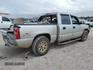 2006 Chevrolet Silverado 1500 LT1 with VIN 2GCEK13T061146715, listed as a Copart auction lot 47298265 with 354,951 mi miles and Non Repairable. Bid and sale history available at carsss.com. Image 3.