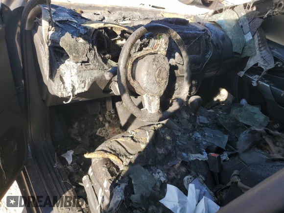 2020 Jeep Cherokee Latitude with VIN 1C4PJLCB5LD581373, listed as a Copart auction lot 85666334 with Not Provided miles and Salvage Title. Bid and sale history available at DreamBid. Image 8.
