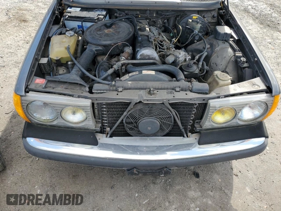 1984 Mercedes-Benz 300 D с VIN WDBAB33A3EA157882, выставлен на аукционе Copart как лот 76098034 с пробегом 185 136 миль миль и Чистый • Clean title. История ставок и продаж доступна на DreamBid. Изображение 11.