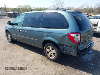 2005 Dodge Caravan SXT with VIN 2D8GP44L55R278834, listed as a IAAI auction lot 42056187 with 284,725 mi miles and . Bid and sale history available at DreamBid. Image 3.