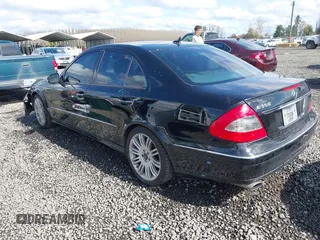 2008 Mercedes-Benz E 350 Luxury with VIN WDBUF56X18B199219, listed as a IAAI auction lot 41933574 with 132,199 mi miles and . Bid and sale history available at carsss.com. Image 3.