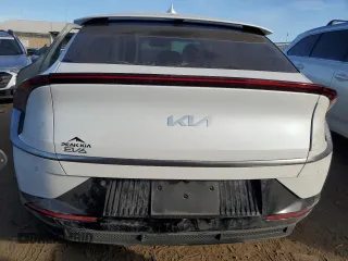 2022 Kia EV6 Wind with VIN KNDC3DLC4N5066112, listed as a Copart auction lot 78668074 with 68,483 mi miles and Salvage Title. Bid and sale history available at carsss.com. Image 6.