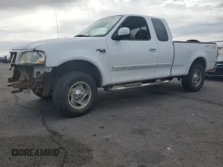 2001 Ford F-150 XL z VIN 1FTRX18L21NA29205, wystawiony jako Copart lot #58928795 z przebiegiem Nie podano mil oraz Szkoda całkowita • Salvage title. Historia ofert i sprzedaży dostępna na DreamBid. Obrazek 1.