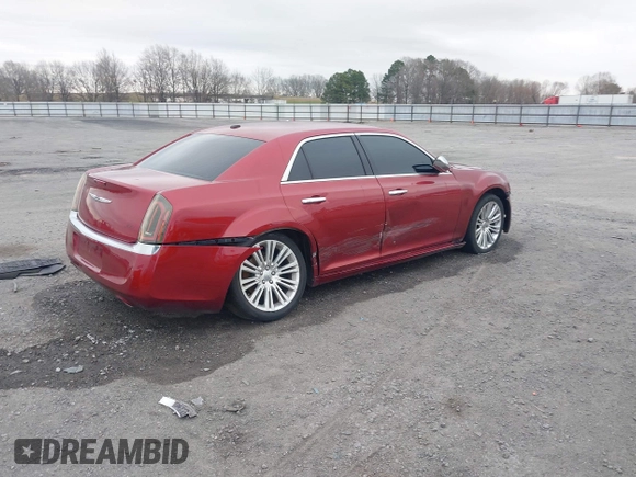 2012 Chrysler 300 Limited z VIN 2C3CCACG7CH250858, wystawiony jako IAAI lot #41709739 z przebiegiem 236 991 mil mil oraz . Historia ofert i sprzedaży dostępna na DreamBid. Obrazek 4.