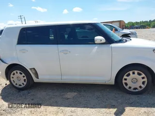 2014 Scion xB z VIN JTLZE4FE3EJ062310, wystawiony jako IAAI lot #42161012 z przebiegiem 144 877 mil mil oraz . Historia ofert i sprzedaży dostępna na DreamBid. Obrazek 14.