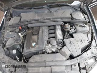 2011 BMW 3 Series 328i z VIN WBAPH7C54BA801967, wystawiony jako IAAI lot #42036369 z przebiegiem 110 830 mil mil oraz . Historia ofert i sprzedaży dostępna na DreamBid. Obrazek 10.