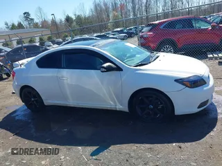 2005 Scion tC with VIN JTKDE177750004638, listed as a IAAI auction lot 41860203 with 184,800 mi miles. Bid and sale history available at carsss.com. Image 13.