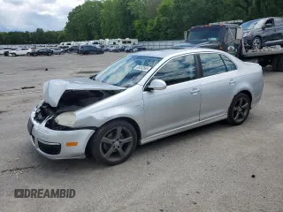 2007 Volkswagen Jetta Wolfsburg Edition с VIN 3VWEF71K47M186272, выставлен на аукционе Copart как лот 58242665 с пробегом 173 942 миль миль и Списание • Salvage title. История ставок и продаж доступна на DreamBid. Изображение 1.