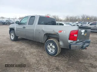 2013 Chevrolet Silverado 1500 LT with VIN 1GCRKSE73DZ268481, listed as a IAAI auction lot 41461642 with 280,718 mi miles and . Bid and sale history available at DreamBid. Image 3.