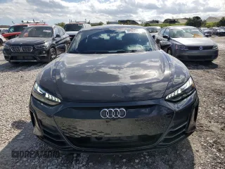 2023 Audi e-tron GT Premium Plus z VIN WAUFJBFW6P7003532, wystawiony jako Copart lot #88569225 z przebiegiem 7265 mil mil oraz Szkody całkowita. Historia ofert i sprzedaży dostępna na DreamBid. Obrazek 5.