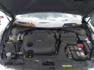 2017 Nissan Maxima SV with VIN 1N4AA6AP5HC418537, listed as a IAAI auction lot 41260140 with 56,140 mi miles. Bid and sale history available at carsss.com. Image 10.