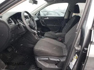 2019 Volkswagen Tiguan S z VIN 3VV1B7AX6KM013890, wystawiony jako Copart lot #46066075 z przebiegiem 68 855 mil mil oraz Szkoda całkowita • Salvage title. Historia ofert i sprzedaży dostępna na DreamBid. Obrazek 7.