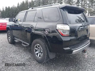 2022 Toyota 4Runner TRD Off Road Premium with VIN JTERU5JR8N6030756, listed as a IAAI auction lot 41612896 with 60,416 mi miles and . Bid and sale history available at DreamBid. Image 3.