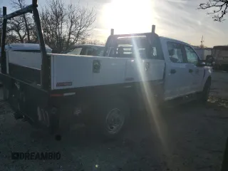 2019 Ford Super Duty F-250 SRW XL with VIN 1FT7W2A6XKED17771, listed as a Copart auction lot 84632244 with 126,212 mi miles and Salvage Title. Bid and sale history available at carsss.com. Image 3.