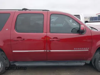 2011 Chevrolet Suburban LT with VIN 1GNSCJE07BR323241, listed as a IAAI auction lot 41548258 with 262,547 mi miles. Bid and sale history available at carsss.com. Image 13.