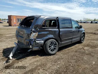 2017 Dodge Grand Caravan SE Plus z VIN 2C4RDGBG3HR586550, wystawiony jako Copart lot #55809465 z przebiegiem 64 382 mil mil oraz Szkoda całkowita • Salvage title. Historia ofert i sprzedaży dostępna na DreamBid. Obrazek 3.