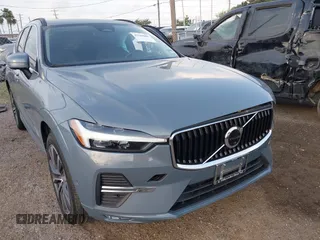 2022 Volvo XC60 Momentum z VIN YV4L12DK4N1002821, wystawiony jako IAAI lot #42164687 z przebiegiem 24 242 mil mil oraz . Historia ofert i sprzedaży dostępna na DreamBid. Obrazek 1.