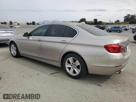 2011 BMW 5 Series 528i with VIN WBAFR1C54BC673059, listed as a Copart auction lot 54272525 with 127,771 mi miles and Clean Title. Bid and sale history available at carsss.com. Image 2.