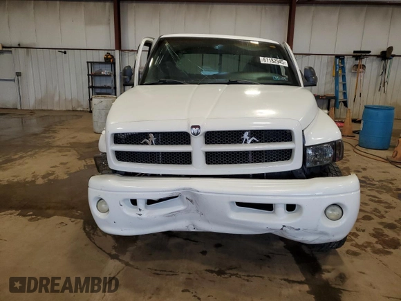 2001 Dodge 1500 with VIN 3B7HF13Y31M294078, listed as a Copart auction lot 61182945 with 176,433 mi miles and Salvage title. Bid and sale history available at DreamBid. Image 5.