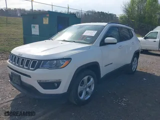 2019 Jeep Compass Latitude w/Sun/Wheel Pkg with VIN 3C4NJCBB1KT802050, listed as a IAAI auction lot 41852123 with NaN miles. Bid and sale history available at carsss.com. Image 17.