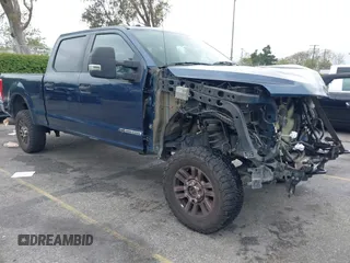 2019 Ford F-250 XL z VIN 1FT7W2BT2KEE58404, wystawiony jako IAAI lot #42050487 z przebiegiem 118 337 mil mil oraz . Historia ofert i sprzedaży dostępna na DreamBid. Obrazek 1.