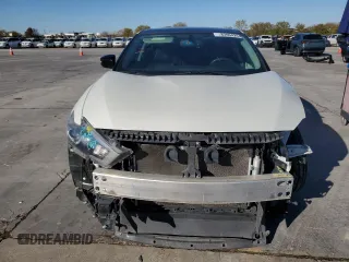2017 Nissan Maxima SV z VIN 1N4AA6AP1HC416851, wystawiony jako Copart lot #83964264 z przebiegiem 90 717 mil mil oraz Szkoda całkowita • Salvage title. Historia ofert i sprzedaży dostępna na DreamBid. Obrazek 5.