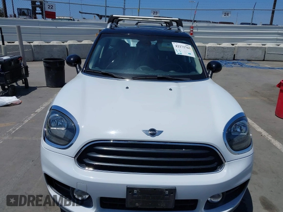 2017 MINI Countryman Cooper z VIN WMZYS7C38H3E07203, wystawiony jako IAAI lot #42272765 z przebiegiem 66 308 mil mil oraz . Historia ofert i sprzedaży dostępna na DreamBid. Obrazek 13.