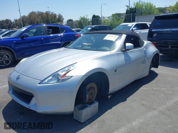 2010 Nissan 370Z Touring с VIN JN1AZ4FH3AM303737, выставлен на аукционе IAAI как лот 42416041 с пробегом 102 381 миль миль и . История ставок и продаж доступна на DreamBid. Изображение 2.
