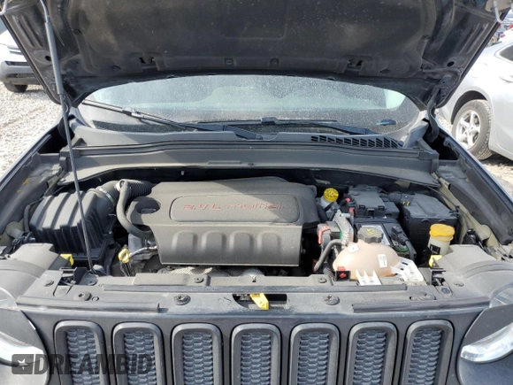 2017 Jeep Renegade Latitude with VIN ZACCJBBB7HPG57002, listed as a Copart auction lot 58260455 with 117,053 mi miles and Salvage title. Bid and sale history available at DreamBid. Image 11.