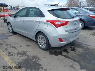 2016 Hyundai Elantra GT with VIN KMHD35LH5GU316015, listed as a IAAI auction lot 41823547 with 61,198 mi miles. Bid and sale history available at carsss.com. Image 3.