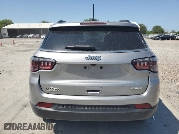 2022 Jeep Compass Latitude with VIN 3C4NJCBB8NT204932, listed as a Copart auction lot 52032755 with 25,330 mi miles and Salvage title. Bid and sale history available at DreamBid. Image 6.