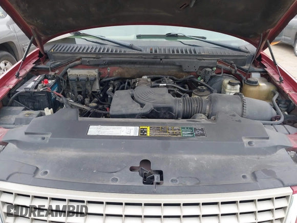 2003 Ford Expedition Eddie Bauer with VIN 1FMFU17L43LA92880, listed as a IAAI auction lot 41616760 with 216,714 mi miles. Bid and sale history available at carsss.com. Image 10.