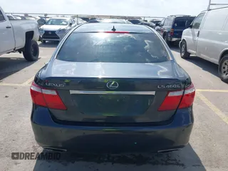 2008 Lexus LS 460 L z VIN JTHGL46F885026836, wystawiony jako IAAI lot #41881113 z przebiegiem 124 883 mil mil oraz . Historia ofert i sprzedaży dostępna na DreamBid. Obrazek 16.
