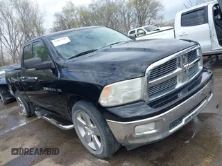 2012 Ram 1500 Big Horn z VIN 1C6RD6GT3CS175373, wystawiony jako IAAI lot #41867849 z przebiegiem 205 567 mil mil oraz . Historia ofert i sprzedaży dostępna na DreamBid. Obrazek 1.