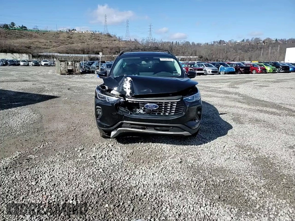 2024 Ford Escape Platinum with VIN 1FMCU9JA8RUA68559, listed as a Copart auction lot 44726765 with 17,442 mi miles and Salvage Title. Bid and sale history available at DreamBid. Image 14.