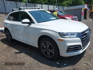 2020 Audi Q5 Premium Plus with VIN WA1E2AFY8L2049128, listed as a IAAI auction lot 42376021 with 65,498 mi miles and . Bid and sale history available at DreamBid. Image 1.