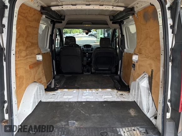 2016 Ford Transit Connect XL z VIN NM0LE7E70G1260865, wystawiony jako Copart lot #61073125 z przebiegiem 82 372 mil mil oraz Czysty tytuł • Clean title. Historia ofert i sprzedaży dostępna na DreamBid. Obrazek 6.