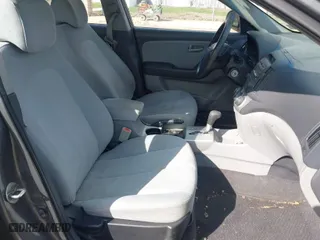 2008 Hyundai Elantra GLS with VIN KMHDU46D38U553104, listed as a IAAI auction lot 41876657 with 183,055 mi miles. Bid and sale history available at carsss.com. Image 5.
