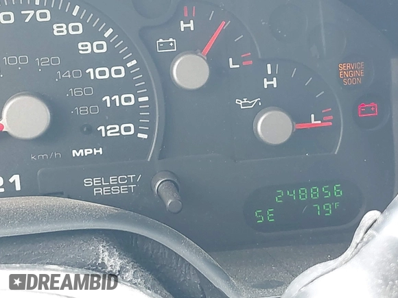 2003 Ford Explorer XLT с VIN 1FMDU63W83ZB08256, выставлен на аукционе IAAI как лот 42015597 с пробегом 248 856 миль миль и . История ставок и продаж доступна на DreamBid. Изображение 7.