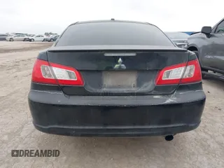 2010 Mitsubishi Galant ES z VIN 4A32B3FF9AE007742, wystawiony jako IAAI lot #42032505 z przebiegiem 248 472 mil mil oraz . Historia ofert i sprzedaży dostępna na DreamBid. Obrazek 17.