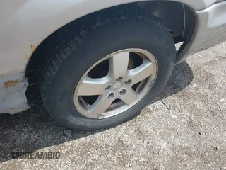 2005 Dodge Caravan SE z VIN 1D4GP24R55B386685, wystawiony jako IAAI lot #42391176 z przebiegiem 264 839 mil mil oraz . Historia ofert i sprzedaży dostępna na DreamBid. Obrazek 12.