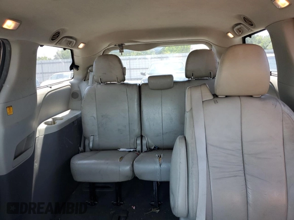 2011 Toyota Sienna XLE с VIN 5TDDK3DC9BS016604, выставлен на аукционе Copart как лот 59236145 с пробегом 372 585 миль миль и Чистый • Clean title. История ставок и продаж доступна на DreamBid. Изображение 10.