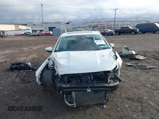 2018 Volkswagen Passat SE z VIN 1VWBA7A33JC025947, wystawiony jako IAAI lot #40748533 z przebiegiem 58 340 mil mil oraz . Historia ofert i sprzedaży dostępna na DreamBid. Obrazek 13.