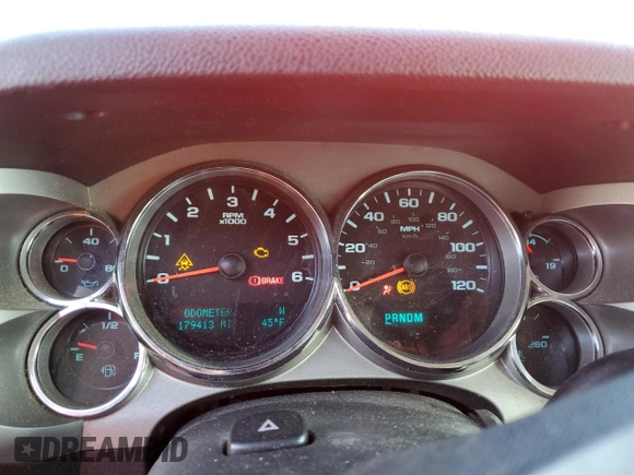 2011 Chevrolet Silverado 1500 LT with VIN 3GCPKSE33BG172898, listed as a Copart auction lot 53983595 with 179,413 mi miles and Clean Title. Bid and sale history available at carsss.com. Image 9.